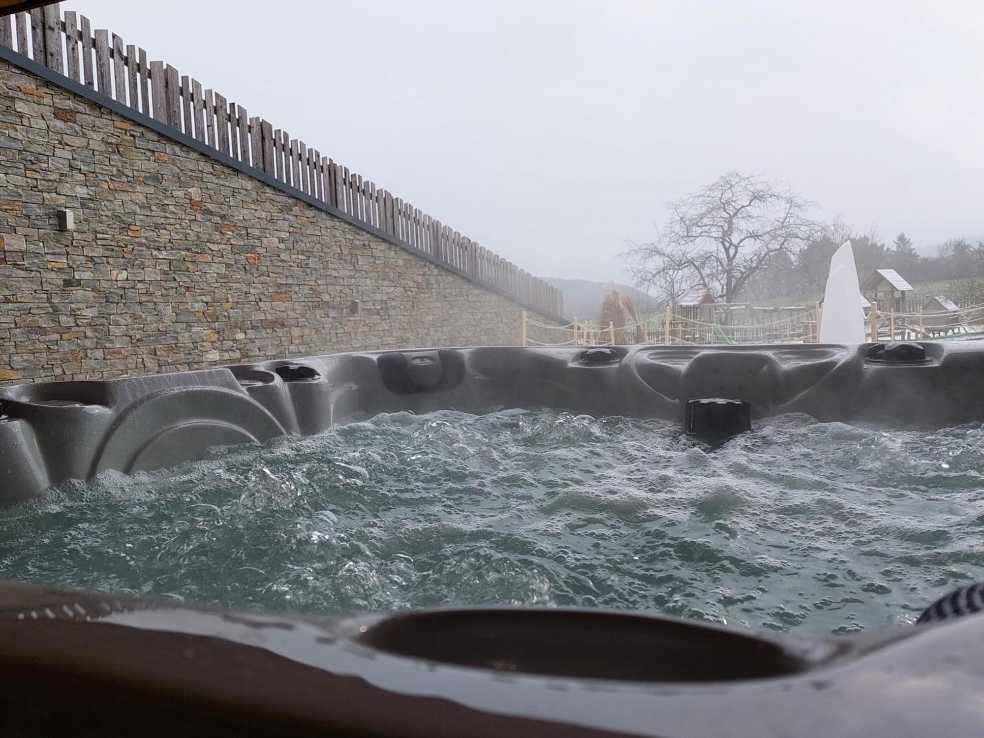Chalets Petry Spa & Relax Bettel Eksteriør billede