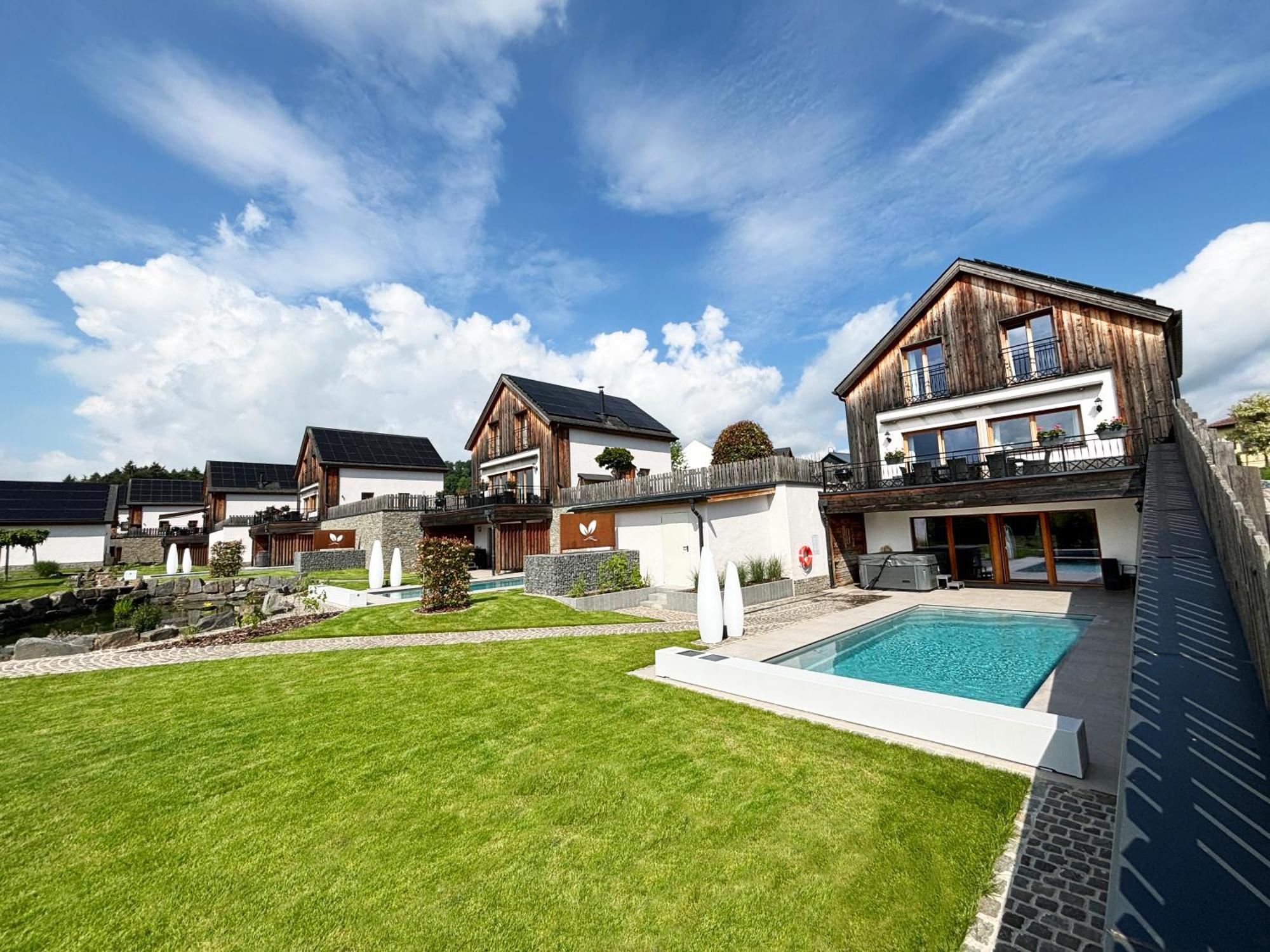 Chalets Petry Spa & Relax Bettel Eksteriør billede